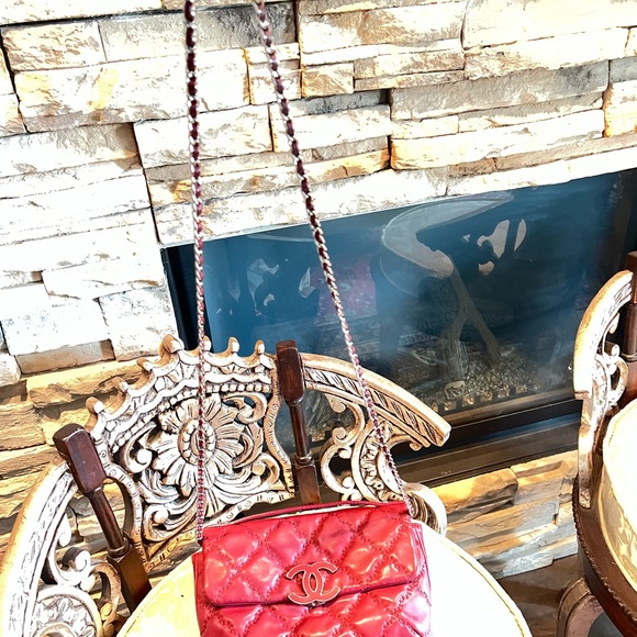 Chanel Burgundy Quilted Shoulder Bag - Picture 8 of 16